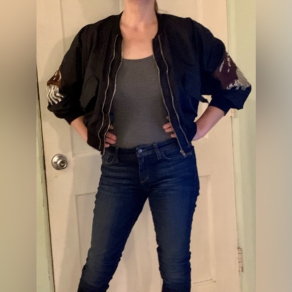 Vintage Embroidered bomber - Picture 2 of 16